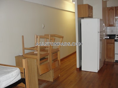 Allston Studio 1 Bath Boston - $2,100 No Fee
