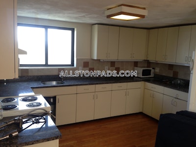 Allston Apartment for rent 3 Bedrooms 2 Baths Boston - $4,100