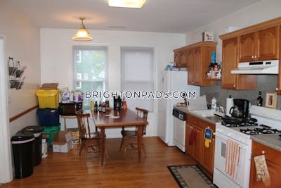 Brighton 4 Beds 2.5 Baths Boston - $3,800