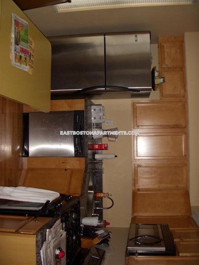 East Boston 2 Beds 1 Bath Boston - $2,500 No Fee