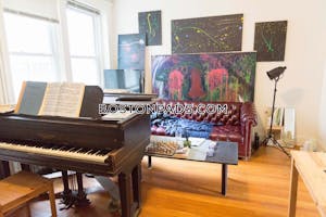 Fenway/kenmore By far the best 1 bed apt available in Boylston Boston - $2,195 No Fee