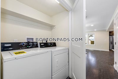 Medford 5 Beds 5.5 Baths  Tufts - $6,995