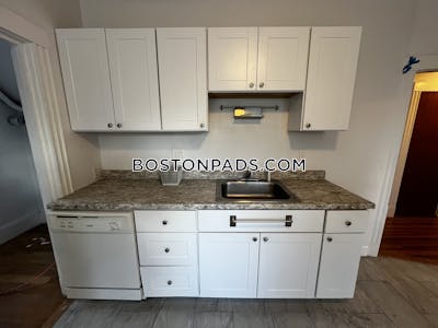 Somerville 8 Beds 4 Baths  Tufts - $3,900 No Fee