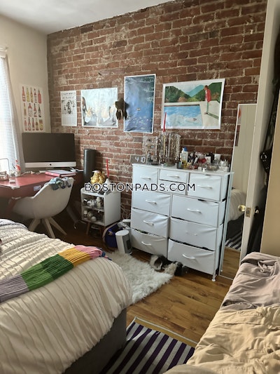 Mission Hill 3 Beds 1 Bath Boston - $3,800