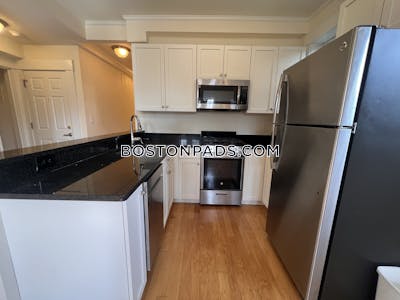 Newton Beautiful 2 Bed 1 Bath Apartment on Commonwealth Avenue in Newton  Chestnut Hill - $3,000
