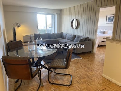 Brookline 2 Bed 1.5 Bath BROOKLINE- BOSTON UNIVERSITY $3,900  Boston University - $4,100