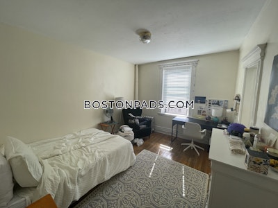 Back Bay 0 Bed 1 Bath BOSTON Boston - $2,000 No Fee