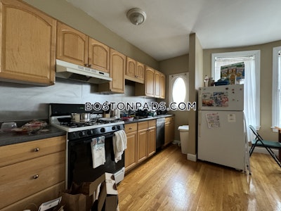 Allston 1 Bed 1 Bath Boston - $2,475 No Fee