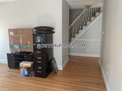 Brighton 3 Beds 2 Baths Boston - $4,600