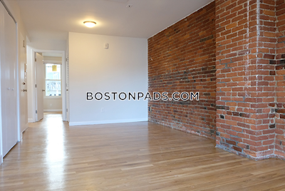 Somerville 2 Bed 1 Bath SOMERVILLE  Winter Hill - $2,400 No Fee
