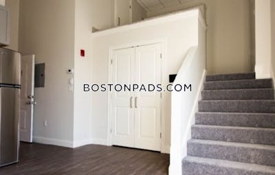 Revere 1 Bed 1 Bath REVERE $2,000 - $2,000
