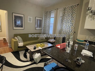 North End 2 Beds 1 Bath Boston - $3,295