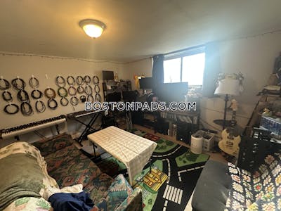 Brighton 2 Bed 1 Bath BOSTON Boston - $2,710 No Fee