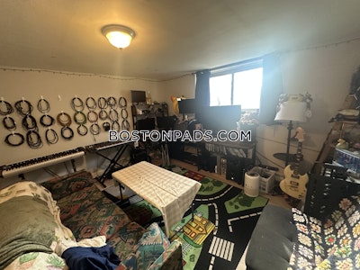 Brighton 2 Bed 1 Bath BOSTON Boston - $2,710 No Fee