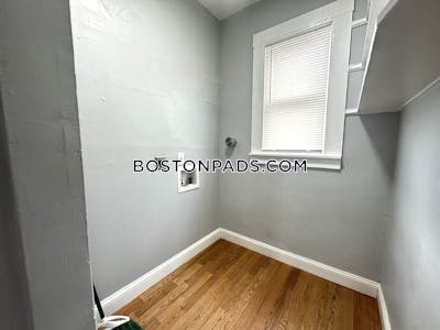 Roxbury 3 Bed 1 Bath BOSTON Boston - $3,300