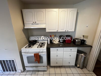Mission Hill 4 Beds 1.5 Baths Boston - $4,600 No Fee