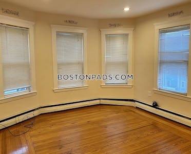 Dorchester 2 Bed 1 Bath BOSTON Boston - $2,195 No Fee