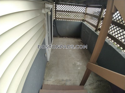 Dorchester 3 Bed, 1 Bath Unit Boston - $3,195 No Fee