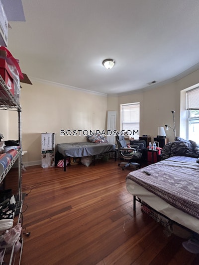 Jamaica Plain 5 Bed 2 Bath BOSTON Boston - $4,800 No Fee