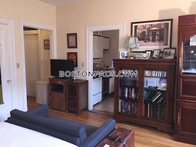 Back Bay Stunning, Spacious Furnished Studio on Boylston! Boston - $2,425 50% Fee