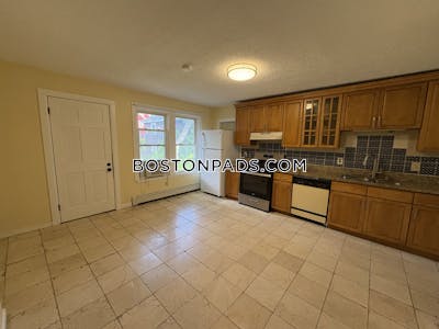 Brookline 2 Beds 1 Bath  Brookline Hills - $2,800 No Fee