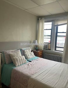 Medford 1 Bed 1 Bath MEDFORD  Medford Square - $1,800 No Fee