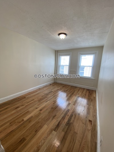 Allston/brighton Border 2 Bed 1 Bath BOSTON Boston - $2,995 50% Fee