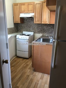 Allston Studio 1 Bath Boston - $1,950 No Fee