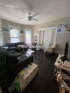 Somerville 6 Beds 2 Baths  Tufts - $9,000