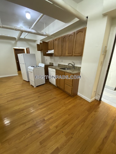 Northeastern/symphony 2 Beds 1 Bath Boston - $2,995 No Fee