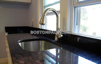 Brighton 4 Beds 2 Baths Boston - $5,700