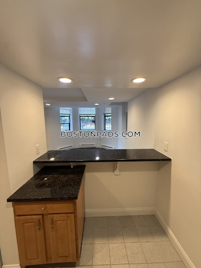 Fenway/kenmore Studio 1 Bath Boston - $2,200 No Fee
