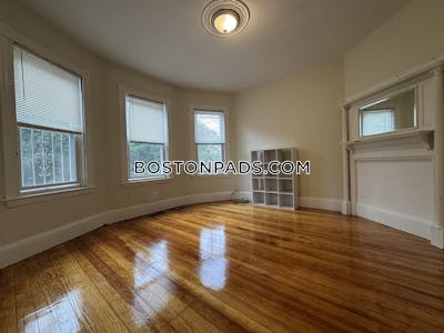 Mission Hill 3 Beds 1 Bath Boston - $4,000 No Fee