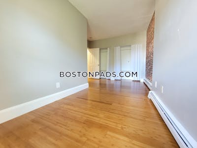Roxbury 3 Bed 1 Bath BOSTON Boston - $3,095 No Fee