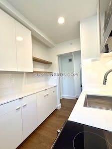 Cambridge 1 Bed 1 Bath  Harvard Square - $2,900 No Fee