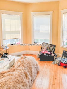 Cambridge 3 Bed 1 Bath CAMBRIDGE Central Square/cambridgeport - $4,000