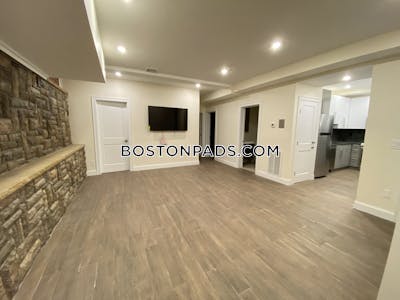 Brookline 3 Beds 2 Baths  Washington Square - $4,000 No Fee