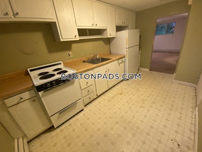 Newton 1 Bed 1 Bath  Chestnut Hill - $2,195 No Fee