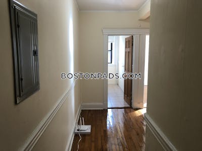 Brookline 1 Bed 1 Bath  Brookline Village - $2,400