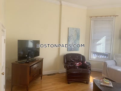 Roxbury 4 Beds 2 Baths Boston - $4,800 50% Fee