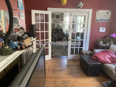 Allston 6 Beds 2.5 Baths Boston - $4,900