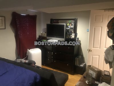 Allston/brighton Border Apartment for rent 2 Bedrooms 1 Bath Boston - $2,550 No Fee