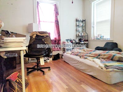 Allston/brighton Border 2 Beds 1 Bath Boston - $2,700 No Fee