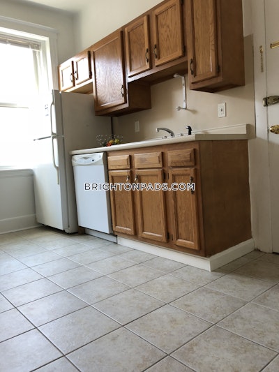 Brighton Apartment for rent 3 Bedrooms 1 Bath Boston - $3,825 No Fee