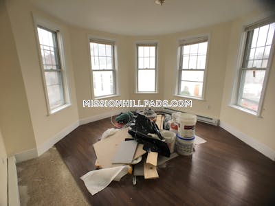 Mission Hill Apartment for rent 5 Bedrooms 2 Baths Boston - $6,250