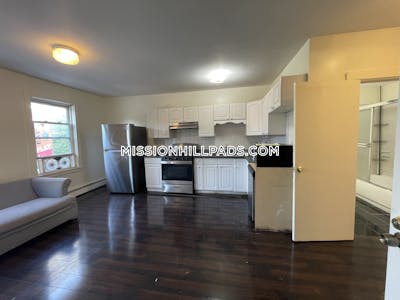 Mission Hill 3 Beds 1 Bath Boston - $4,500