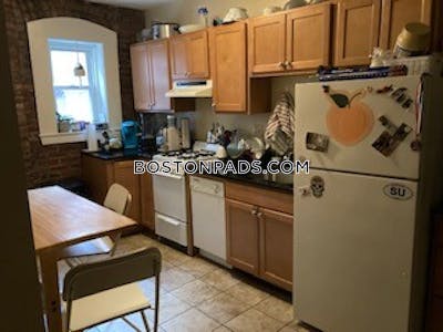 North End 3 Beds 2 Baths Boston - $5,800