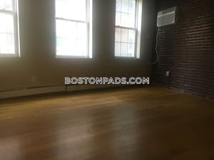 North End Studio 1 Bath Boston - $1,950