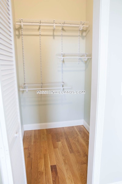 Roxbury Apartment for rent 1 Bedroom 1 Bath Boston - $2,100