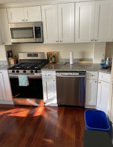 South Boston 3 Beds 1 Bath Boston - $4,800